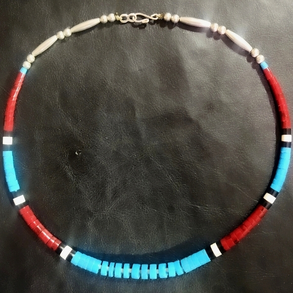 Vintage Santo Domingo Heishi necklace - Picture 1 of 4